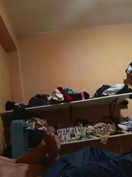 Gay sex chat with Denuevoaquia - camgaychat.com - Spain