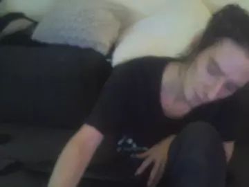 Gay sex chat with nihilatoni - camgaychat.com - Britain