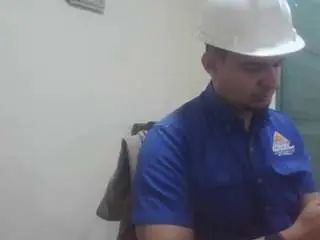 Gay sex chat with officeb0y - camgaychat.com