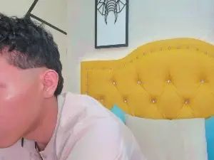 Gay sex chat with Ian_Mason - camgaychat.com - Britain