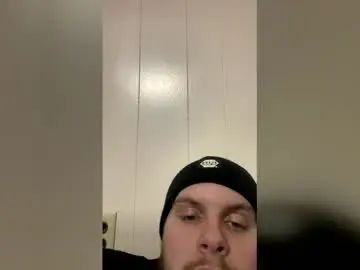 Gay sex chat with bmoney1234567 - camgaychat.com - Britain