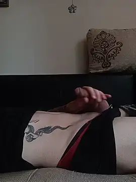 Gay sex chat with Akillas - camgaychat.com - Britain