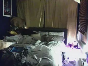 Gay sex chat with trillavilla - camgaychat.com - Britain