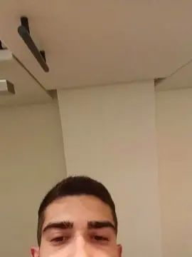 Gay sex chat with AlbertoMadrd - camgaychat.com - Spain