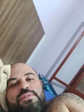 Gay sex chat with Marxrodrigo - camgaychat.com - Portugal