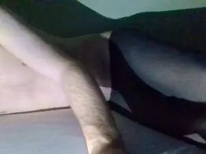 Gay sex chat with junhut - camgaychat.com - Denmark