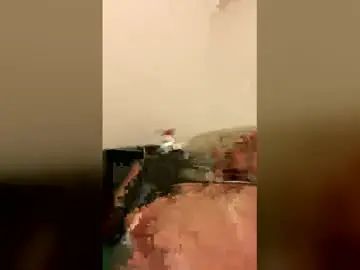 Gay sex chat with strongandlong0909 - camgaychat.com - Britain