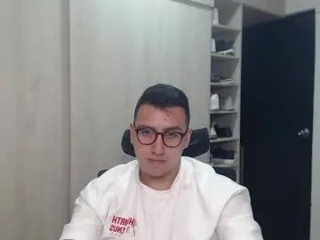 Gay sex chat with dantevesper - camgaychat.com - Britain