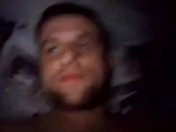 Gay sex chat with reyver94 - camgaychat.com - Britain