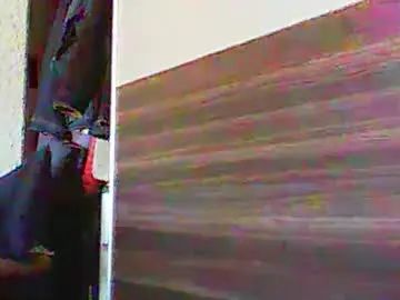 Gay sex chat with michal_waldecki - camgaychat.com - Poland