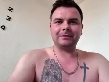 Gay sex chat with vladko1995xx - camgaychat.com - Britain