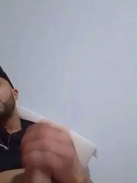 Gay sex chat with Safado_pauzudo6 - camgaychat.com - Portugal