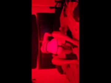 Gay sex chat with actionxhris - camgaychat.com - Britain