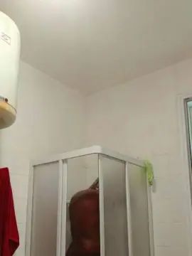 Gay sex chat with Eneh561 - camgaychat.com - Britain