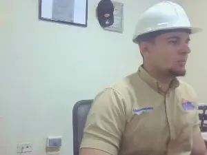 Gay sex chat with Officeb0y - camgaychat.com - Britain