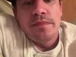 Gay sex chat with damienslick - camgaychat.com