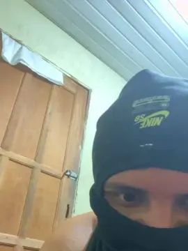 Gay sex chat with oliver18hot - camgaychat.com - Portugal