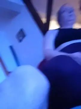 Gay sex chat with Yoto2749 - camgaychat.com - France