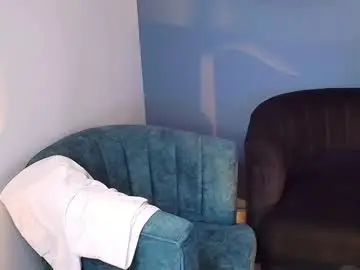 Gay sex chat with cumravexxx - camgaychat.com - Britain