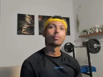 Gay sex chat with titobell10 - camgaychat.com - Britain