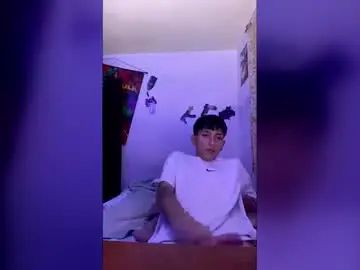 Gay sex chat with cartyxx - camgaychat.com - Britain