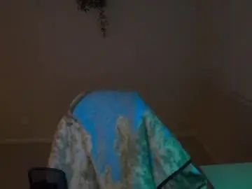 Gay sex chat with silentscout1 - camgaychat.com - Britain