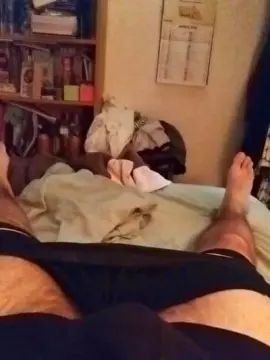 Gay sex chat with anonimouspear - camgaychat.com - Italy