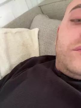 Gay sex chat with doggy108 - camgaychat.com - Italy