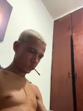 Gay sex chat with Mineiro24CmATV - camgaychat.com - Portugal