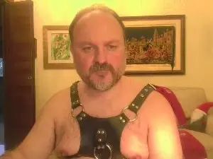 Gay sex chat with bartolo_schiavo - camgaychat.com - Italy