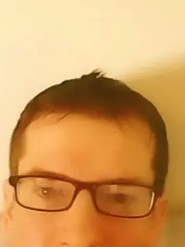 Gay sex chat with MrMayb28 - camgaychat.com - Britain