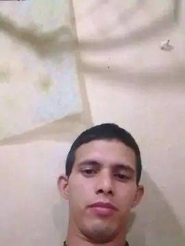 Gay sex chat with parica21 - camgaychat.com - Spain