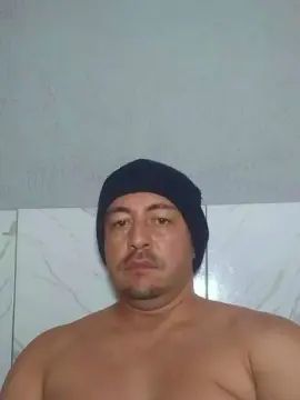 Gay sex chat with Tougholver - camgaychat.com - Portugal