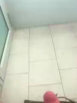 Gay sex chat with ivantomassongm2 - camgaychat.com - Italy