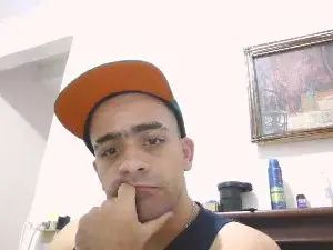 Gay sex chat with DIABLLOdiabllo0 - camgaychat.com - Portugal