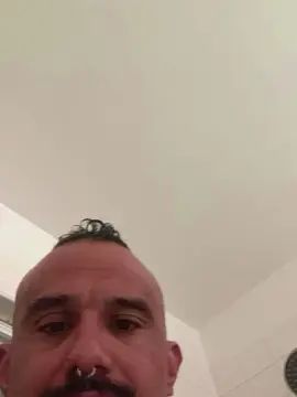 Gay sex chat with Daddydonkey8 - camgaychat.com - Britain