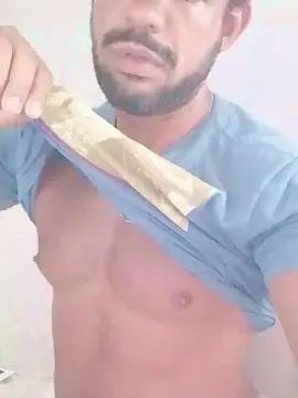 Gay sex chat with Loveblondieslut - camgaychat.com - Britain