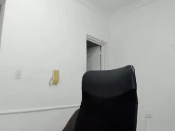 Gay sex chat with nick_straightboy - camgaychat.com - Spain