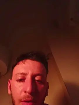 Gay sex chat with vincentvega21 - camgaychat.com - Italy