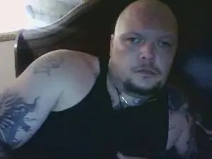 Gay sex chat with Uhott567 - camgaychat.com - Britain