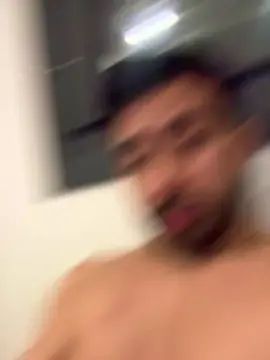 Gay sex chat with alejandro2402 - camgaychat.com - Britain