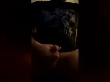 Gay sex chat with daddy929357 - camgaychat.com - Britain