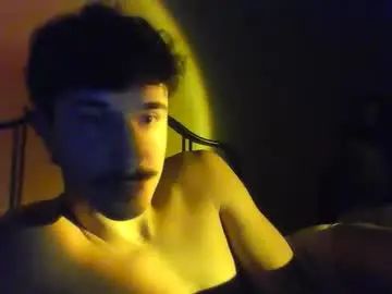 Gay sex chat with rudolph_twink - camgaychat.com - Britain