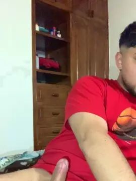 Gay sex chat with Thepornluis - camgaychat.com - Italy