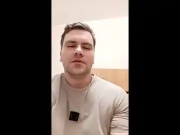 Gay sex chat with klari_fun - camgaychat.com - Russia