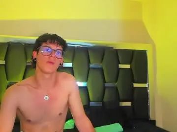 Gay sex chat with deamon_black - camgaychat.com - Britain