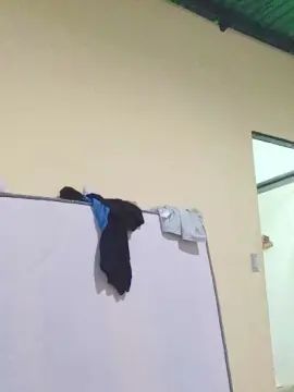 Gay sex chat with Briank27kll - camgaychat.com - Spain