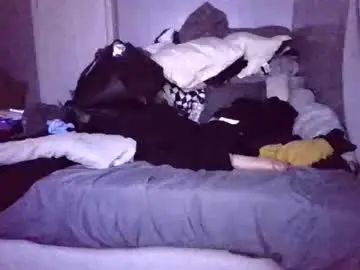 Gay sex chat with funfantasyfanatic - camgaychat.com - Britain