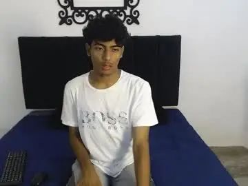 Gay sex chat with sinboy_ - camgaychat.com