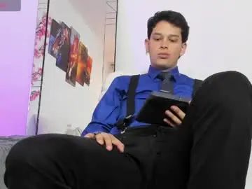 Gay sex chat with elijah_stoone - camgaychat.com - Britain